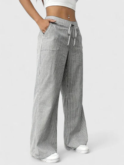 Dominique™ | Ruime en comfortabele broek met elegante details