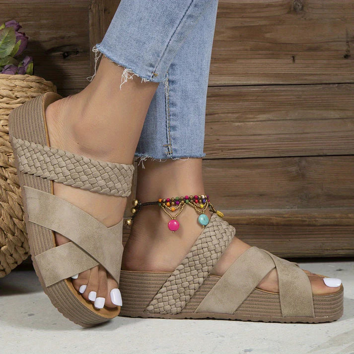 Isis™ | Comfortabele Sleehak Sandalen