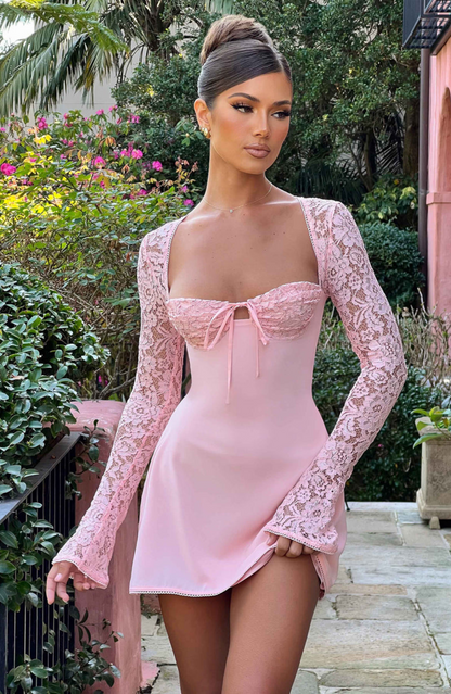 Johanna™ | Elegante Mini-jurk met Kantmouwen