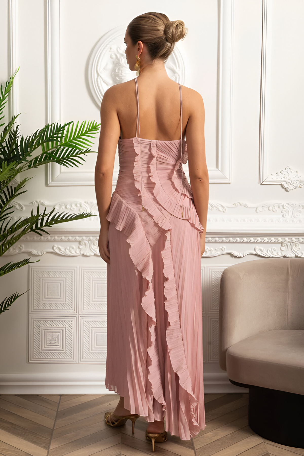 Valerie™ | Geplooide Halter Midi-jurk met Watervalvolants