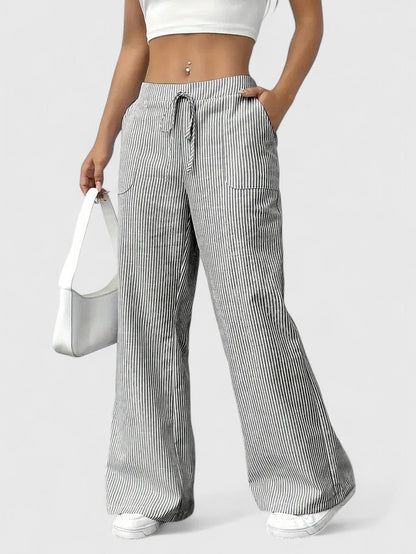 Dominique™ | Ruime en comfortabele broek met elegante details