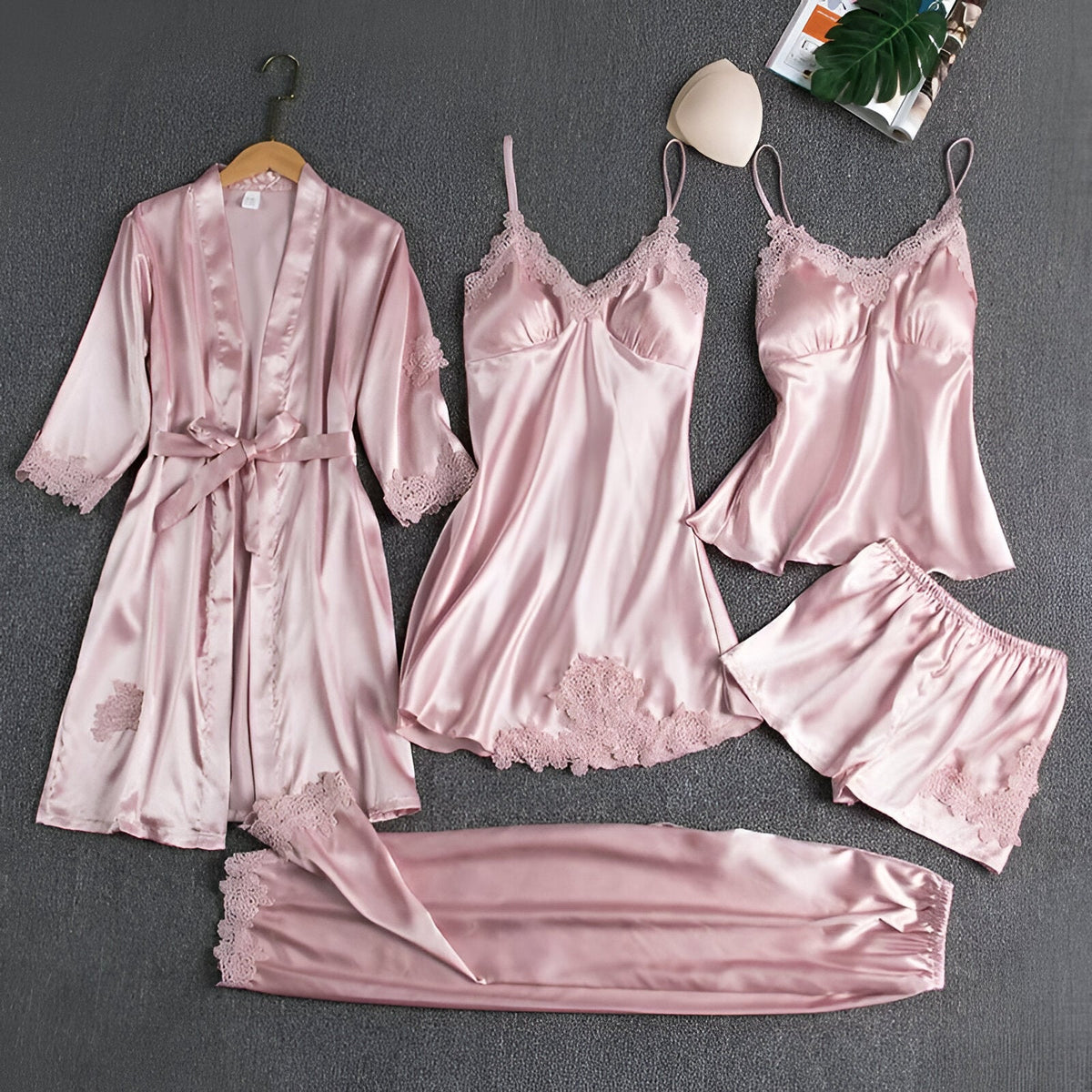 Mona™ | Stilvolles Entspanntes Pyjama Set