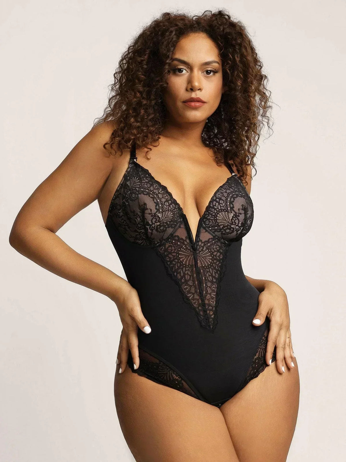 Noé™ | Eleganter Body mit tiefem V-Ausschnitt
