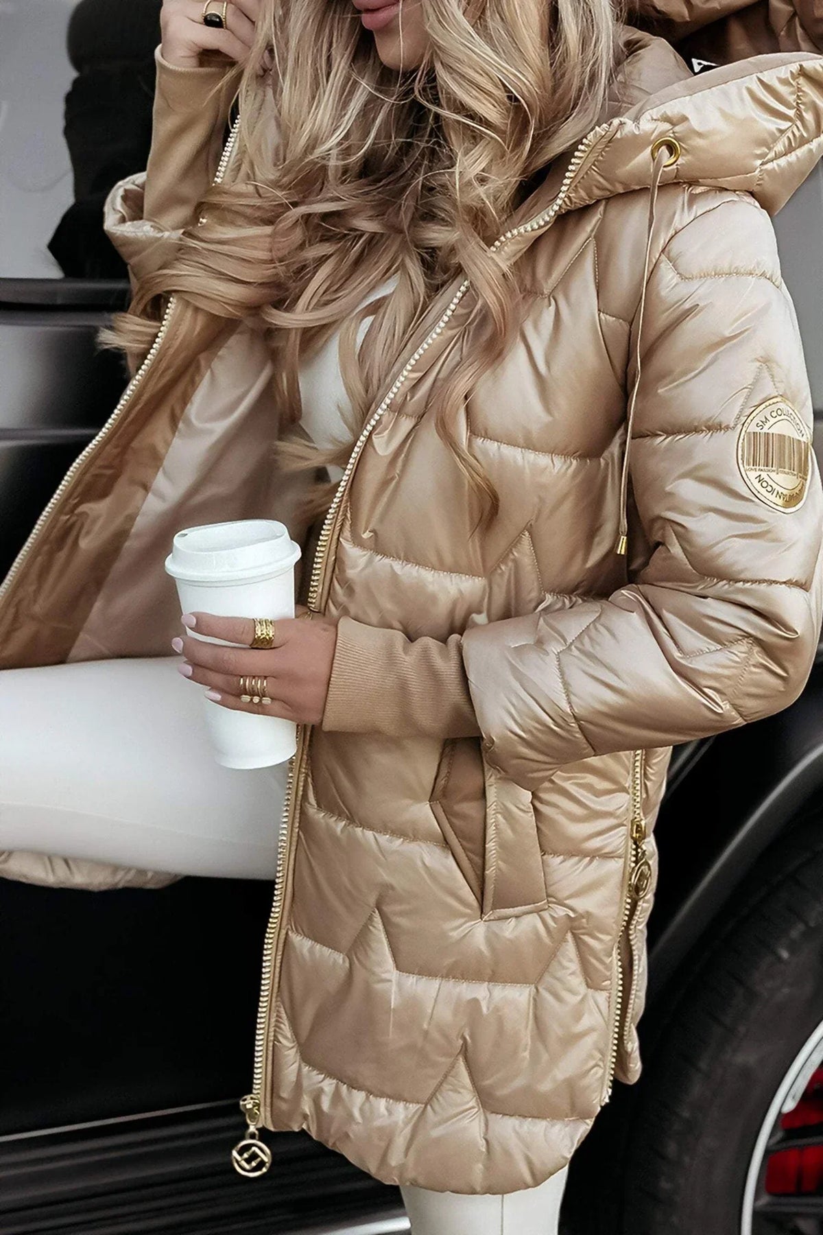 Astrid™  | Elegante winterjas met capuchon en voering
