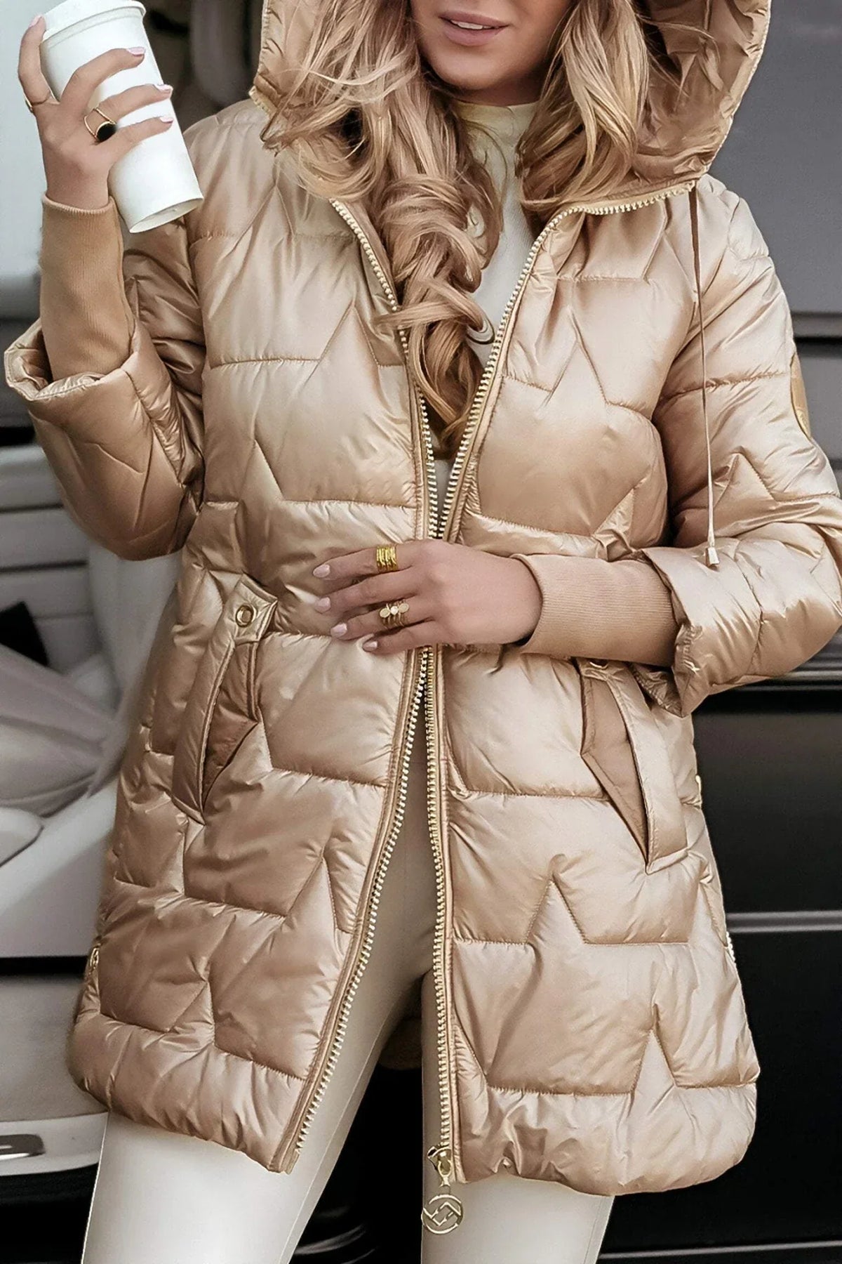 Astrid™  | Elegante winterjas met capuchon en voering